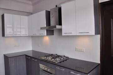 Kitchen in 3 BHK Apartment at Vipul Belmonte, Sector 53 – for Rent