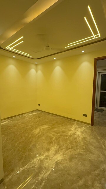 Room in 2 BHK Builder Floor at Lajpat Nagar I – for Rent
