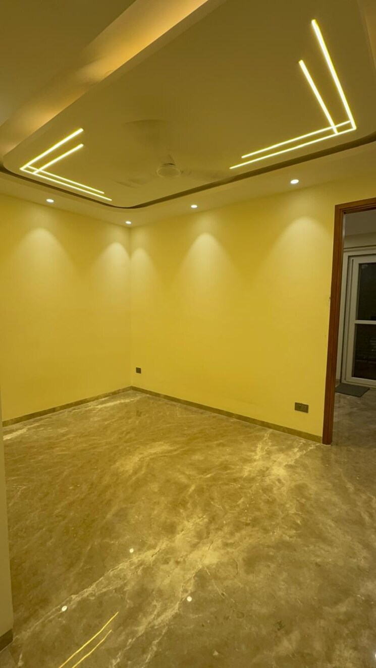 Room, lajpat nagar i 2 Bedroom 900 Sq.Ft. Builder Floor In Lajpat Nagar I Delhi 9182051