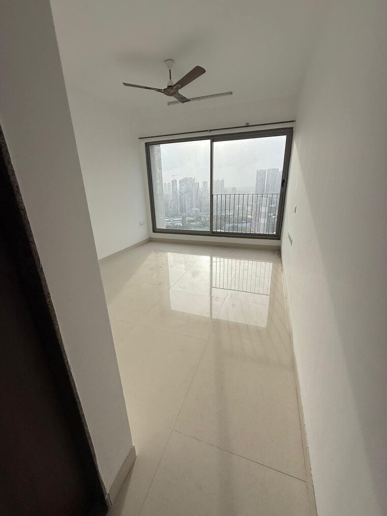 Room, sunteck-city-avenue-4 2 Bedroom 644 Sq.Ft. Apartment In Goregaon West Mumbai 9182059