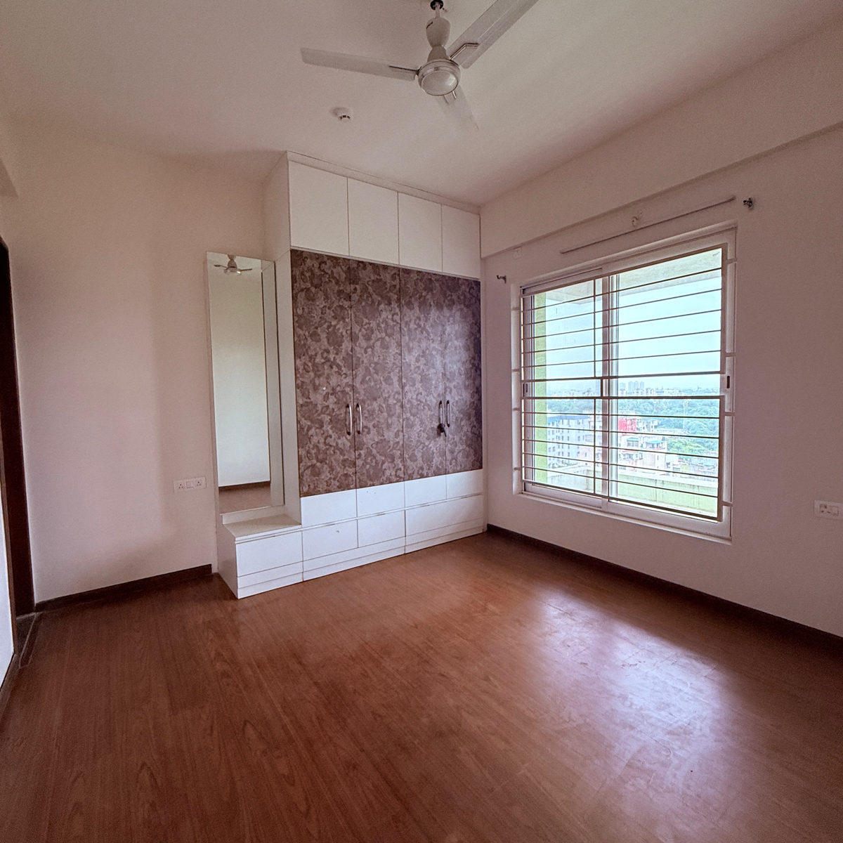 2.5 BHK 1080 Sq.Ft. Apartment in Mont Vert Avion