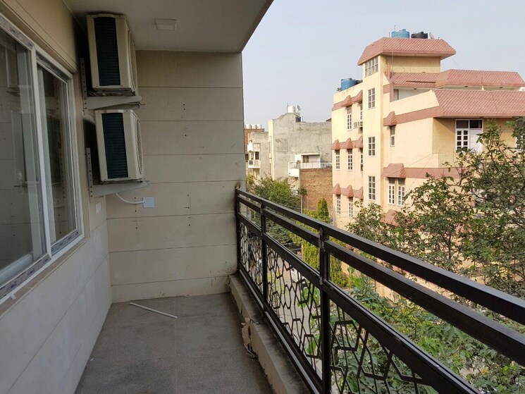 Balcony, kalkaji 3 Bedroom 1800 Sq.Ft. Builder Floor In Kalkaji Delhi 9182129