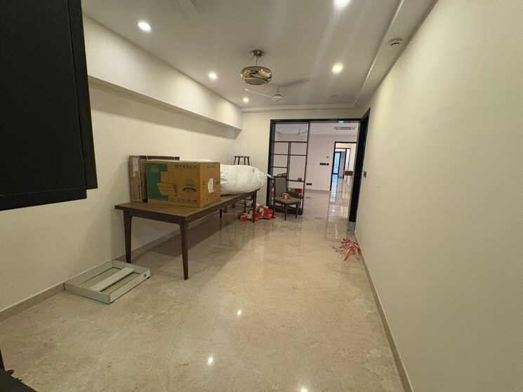 Room, nitesh-logos 4 Bedroom 5502 Sq.Ft. Apartment In Mg Road Bangalore 9182138