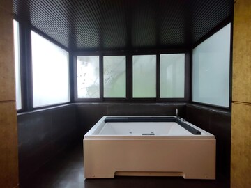 Bathroom in 4 BHK Builder Floor at Safdarjung Enclave – for Rent