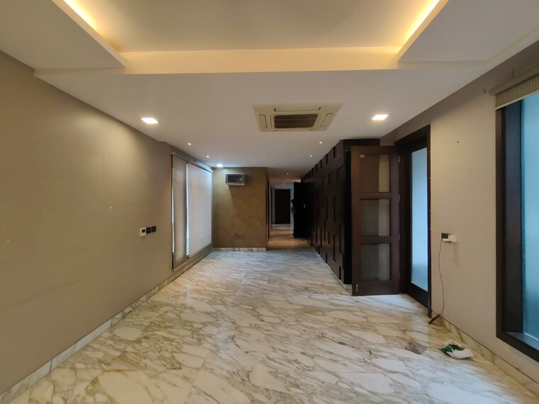 Room, safdarjung enclave 4 Bedroom 4000 Sq.Ft. Builder Floor In Safdarjung Enclave Delhi 9182183