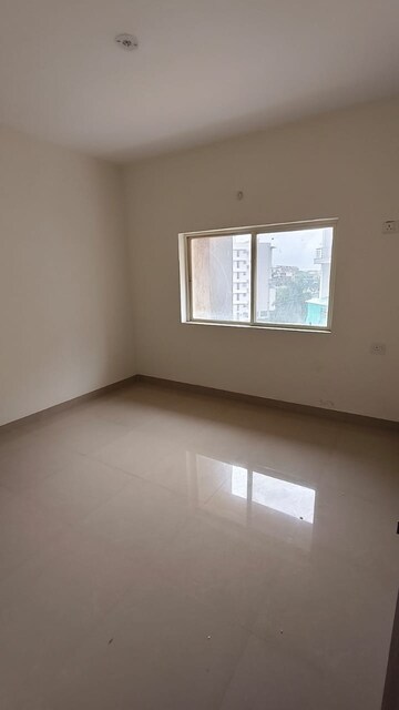 Room in 3 BHK Apartment at Bhojpal Shree Krishna Heights, Katara Hills – for Sale