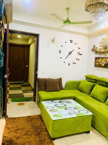 Bedroom in 2 BHK Apartment at Gaur City 7th Avenue, Sector 4 Greater Noida – for Rent