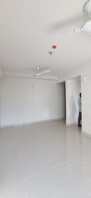 Room in 2 BHK Apartment at Eldeco Live By The Greens, Sector 150 – for Rent