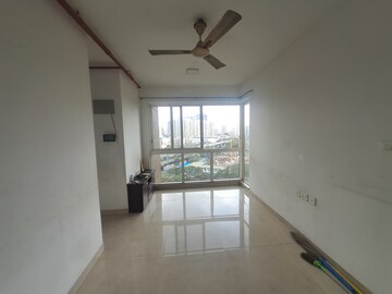 Room in 2 BHK Apartment at Runwal Forests, Kanjurmarg West – for Rent
