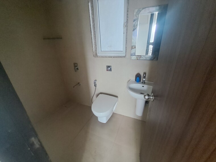 Bathroom, runwal-forests 2 Bedroom 661 Sq.Ft. Apartment In Kanjurmarg West Mumbai 9180685