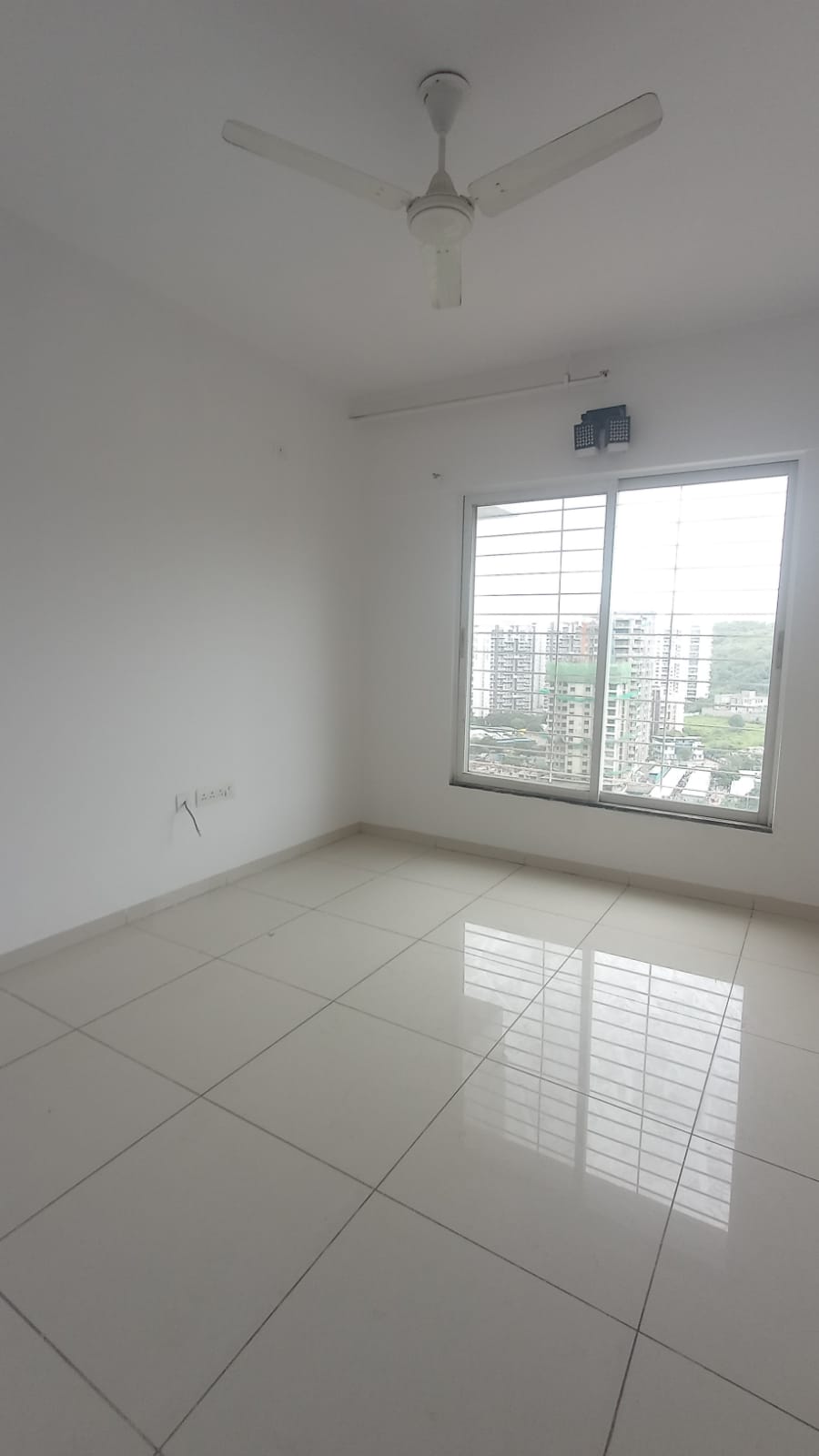 3 BHK + Study Room 1499 Sq.Ft. Apartment in Kolte Patil 24K Sereno