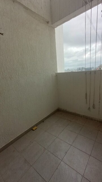 Room in 3 BHK Apartment at Kolte Patil 24K Sereno, Baner – for Rent