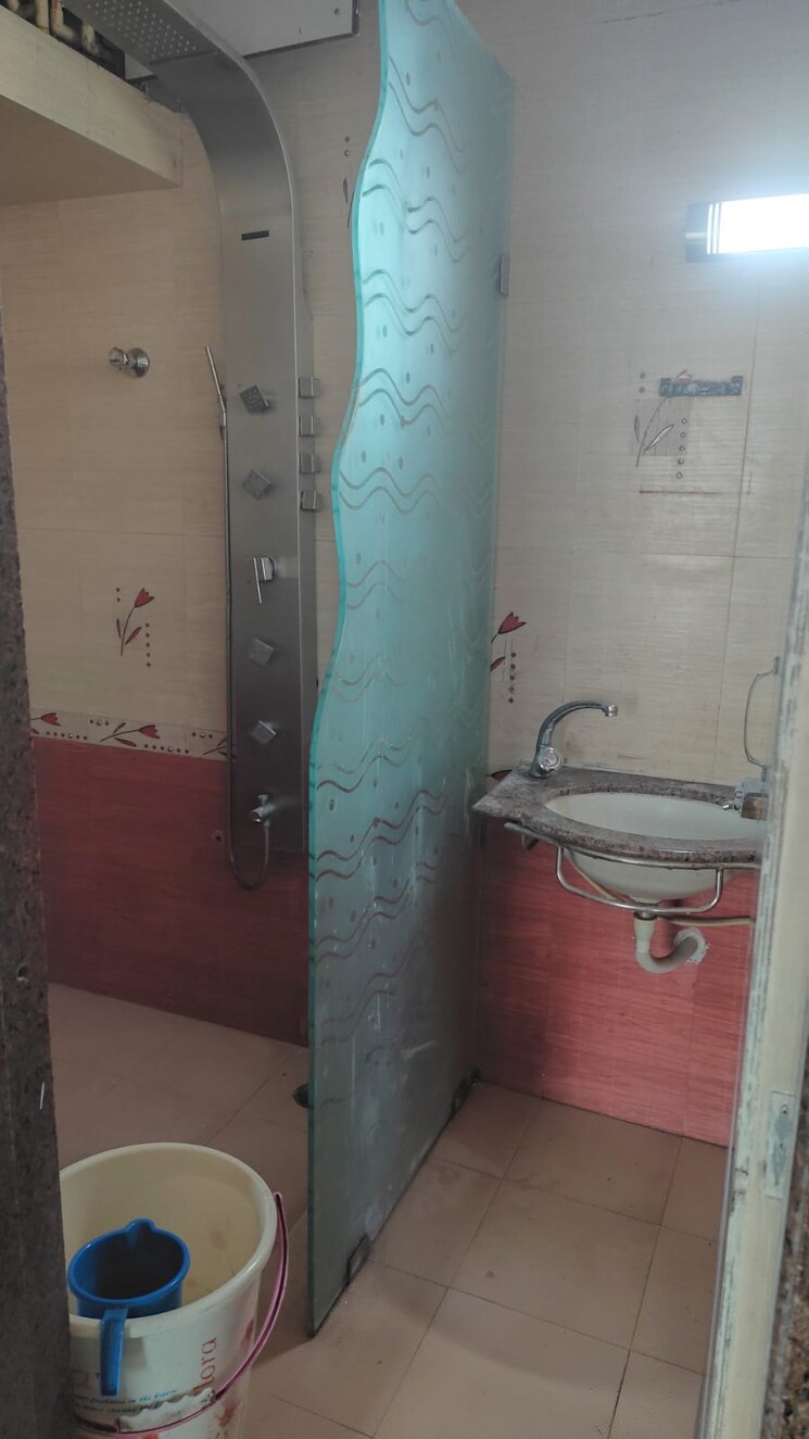 Bathroom, jalvayu-vihar-phase-2-and-3 2 Bedroom 1100 Sq.Ft. Apartment In Kharghar Sector 20 Navi Mumbai 9182439