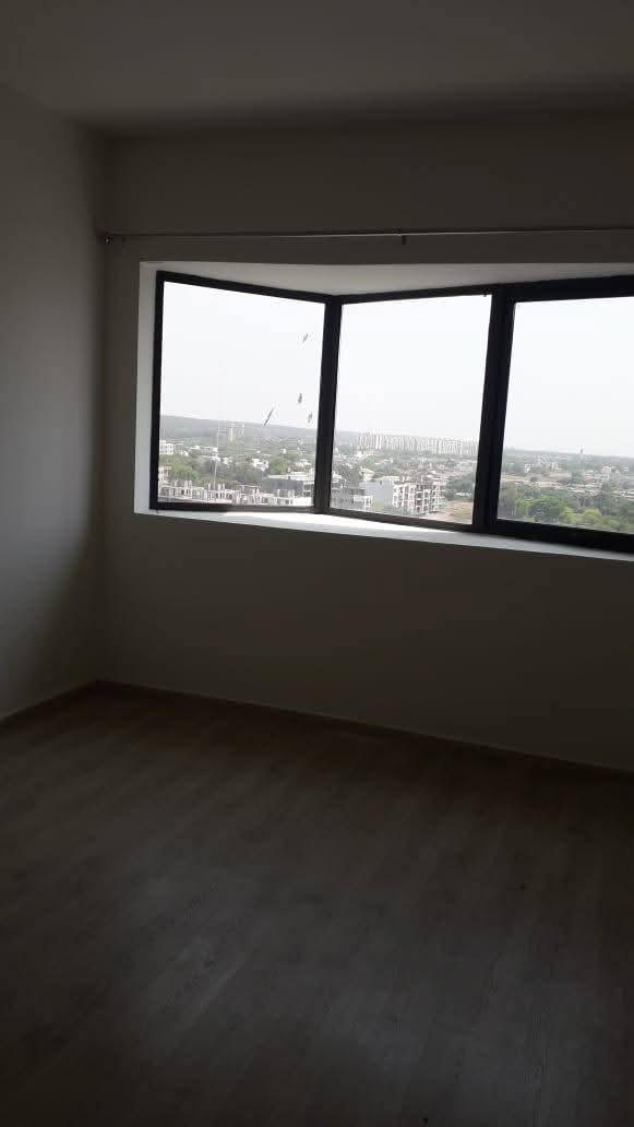 2 BHK + Servant Room Apartment For Rent in Ireo Skyon