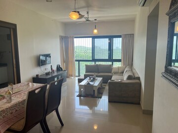 Team Area in 2.5 BHK Apartment at Sapphire Heights, Kandivali East – for Rent