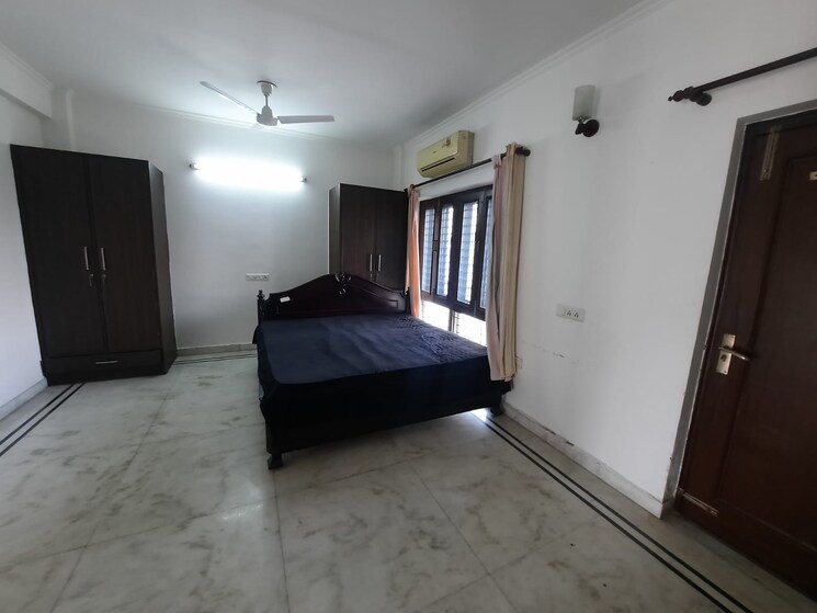 Master Bedroom, dlf-moulsari-arcade 2 Bedroom 1500 Sq.Ft. Villa In Sector 24 Gurgaon 8996543