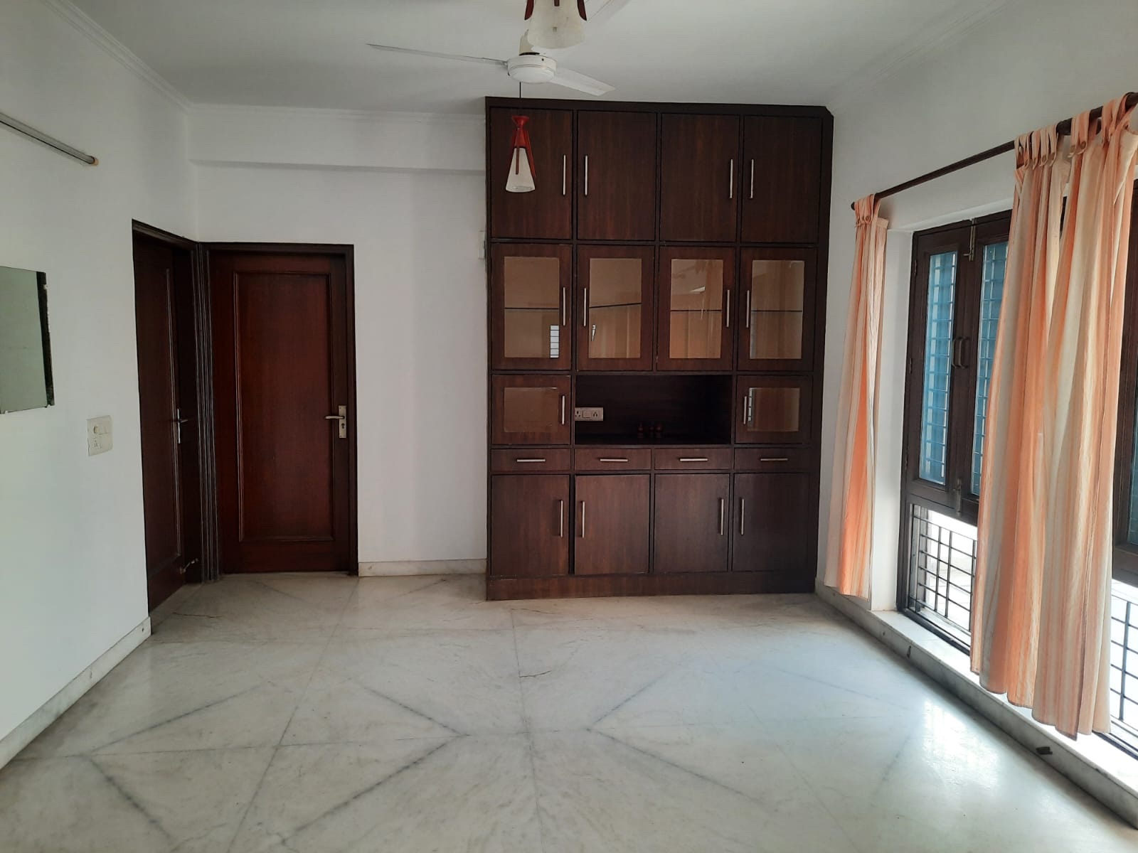 2 BHK Villa For Rent in DLF Moulsari Arcade