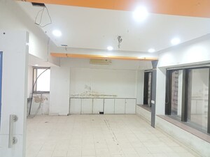 Room in  Office Space at Mayuresh Chambers, Cbd Belapur Sector 11 – for Sale