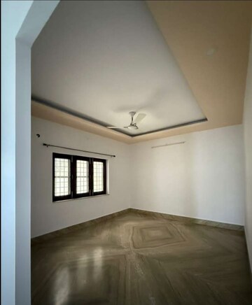 Room in 2 BHK Independent House at Ballupur – for Rent