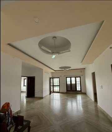 Building Lobby in 2 BHK Independent House at Ballupur – for Rent