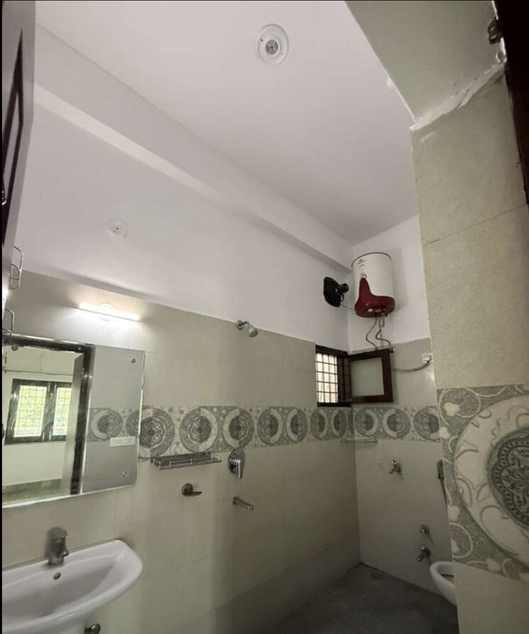 Bathroom, ballupur 3 Bedroom 2400 Sq.Ft. Independent House In Ballupur Dehradun 9182631