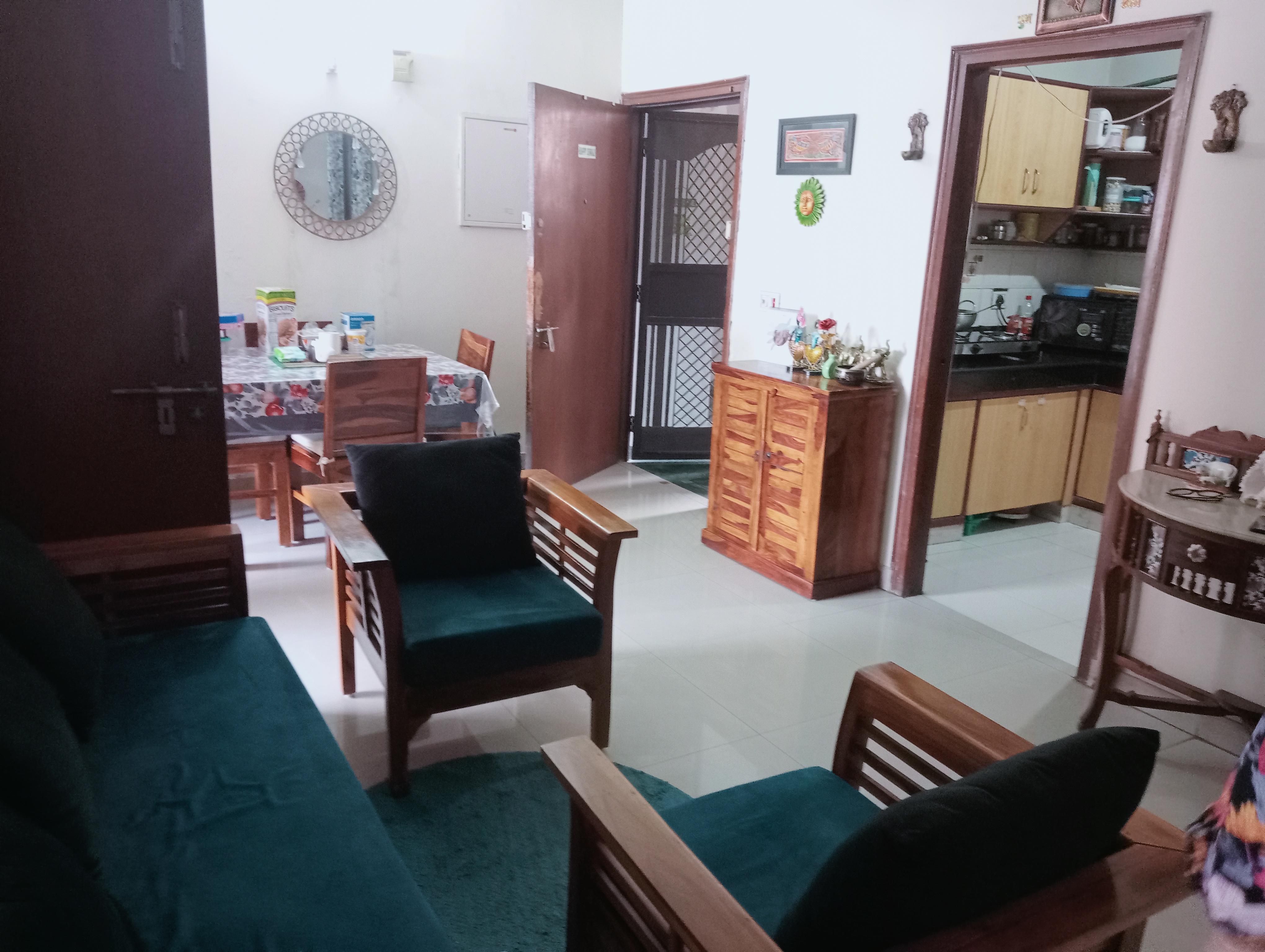 2 BHK Apartment For Rent in Unitech Uniworld Gardens 2