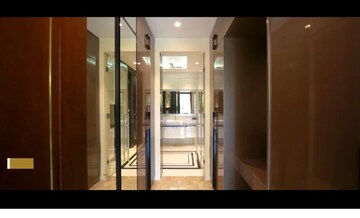 Building Lobby in 4 BHK Builder Floor at Qutub Plaza, Sector 26 – for Rent