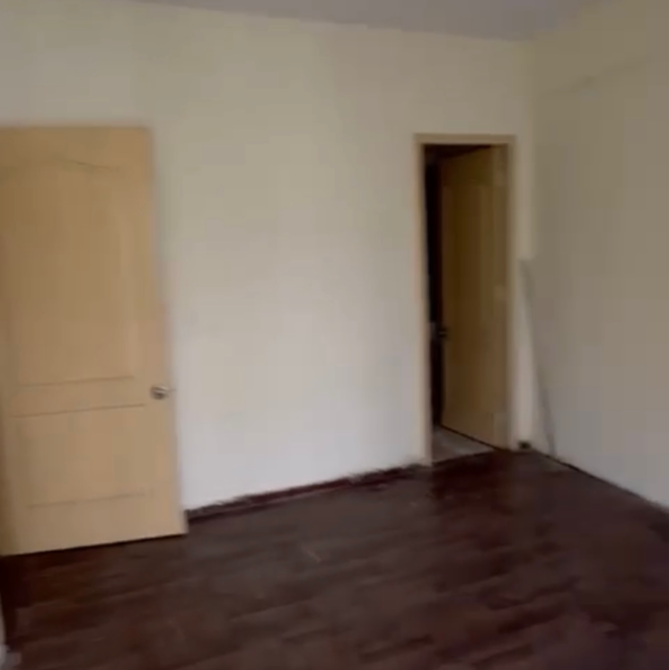 Room, paras-seasons 2 Bedroom 830 Sq.Ft. Apartment In Sector 168 Noida 9182677