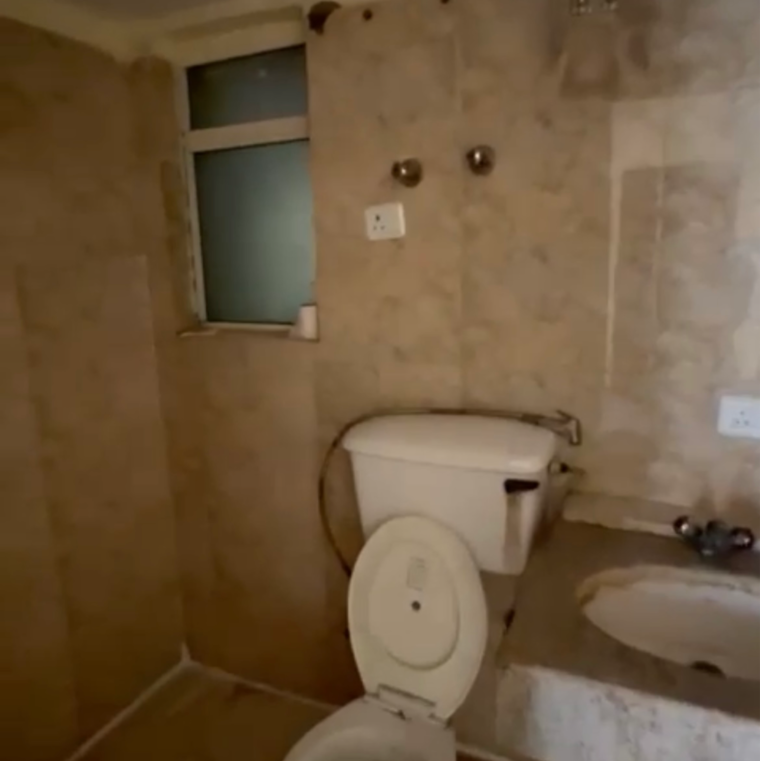 Bathroom, paras-seasons 2 Bedroom 830 Sq.Ft. Apartment In Sector 168 Noida 9182677