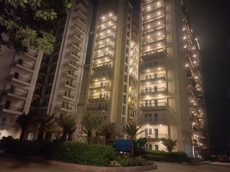 Exterior View, silverglades-the-melia 3 Bedroom 1845 Sq.Ft. Apartment In Sohna Sector 35 Gurgaon 9182626