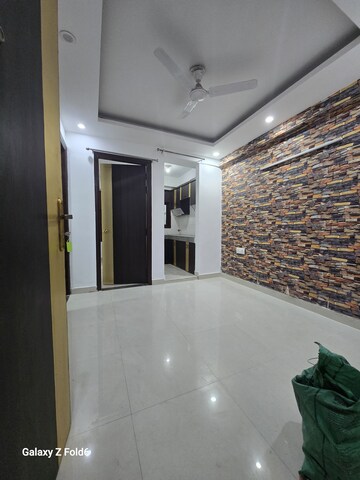 Room in 1 BHK Builder Floor at Chattarpur – for Rent