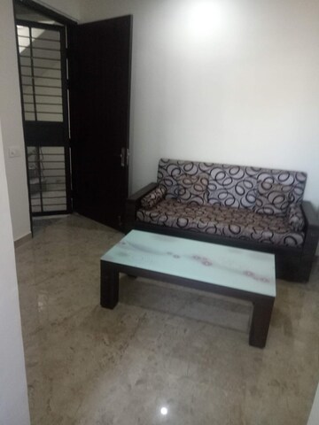 Bedroom in 1 BHK Builder Floor at Sector 43 – for Rent