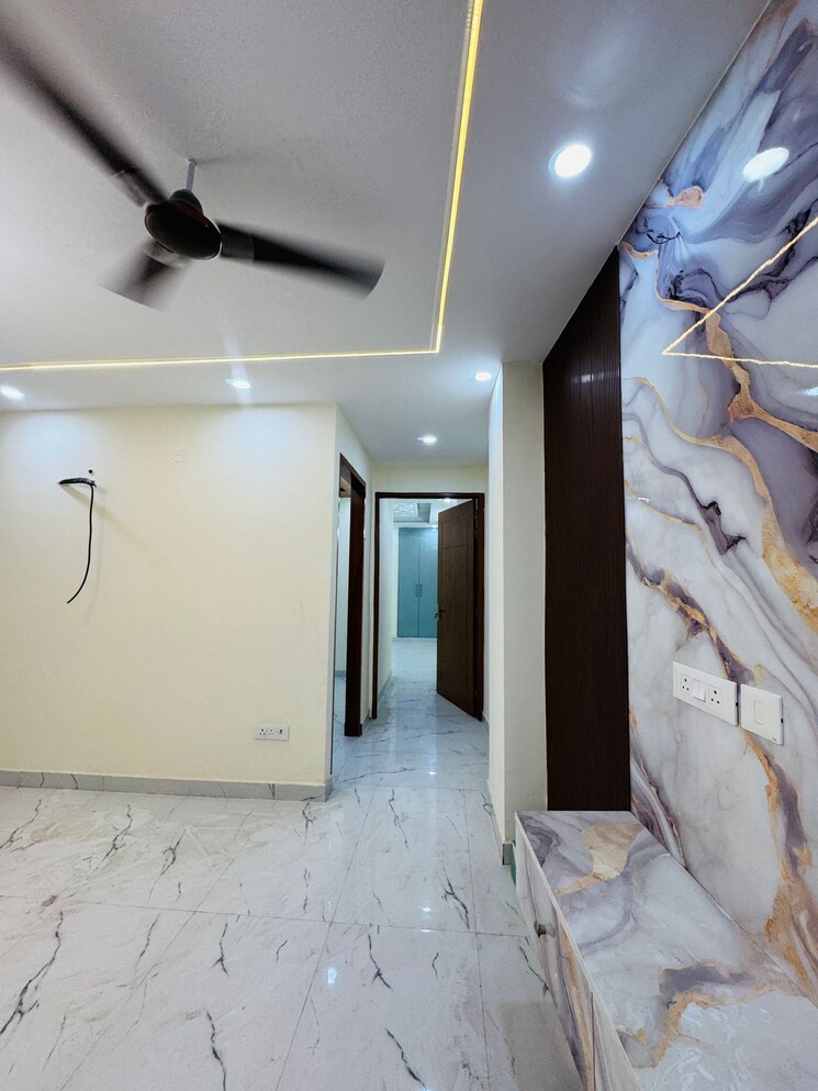 Other, saket 3 Bedroom 1100 Sq.Ft. Builder Floor In Saket Delhi 9182763