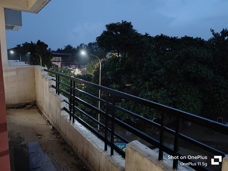 Balcony, silver-line-h-block 3 Bedroom 1460 Sq.Ft. Apartment In Chinhat Lucknow 9182777