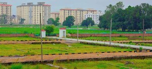  Plot – Garden View at Gomti Nagar - for Sale