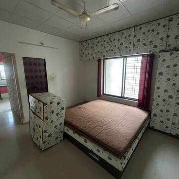 Room in 3 BHK Apartment at Mahatma Nagar – for Rent