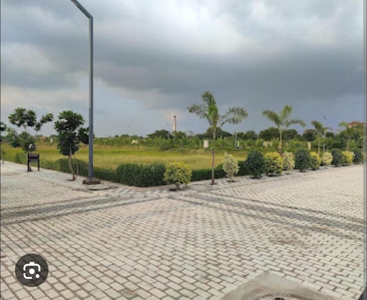 Garden, mansha-oaks  108 Sq.Yd. Plot In Sector 98 Faridabad 9182781