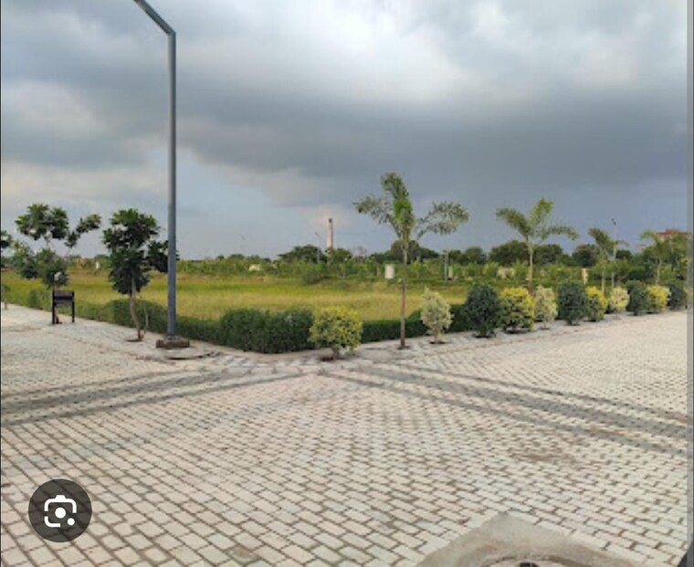 Garden, mansha-oaks  108 Sq.Yd. Plot In Sector 98 Faridabad 9182781