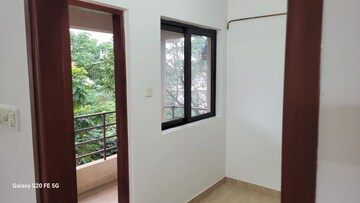 Room in 2 BHK Apartment at Kadamba Plateau – for Rent