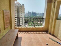 2 BHK Apartment For Sale in Om Tropica
