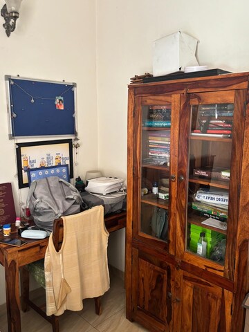 Furnished Amenities in 2 BHK Apartment at Gaur City 2 - 14th Avenue, Sector 16c Greater Noida – for Rent