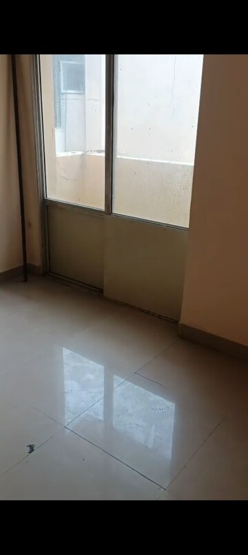 Room in 3 BHK Apartment at Ashiana Palm Court, Raj Nagar Extension – for Sale