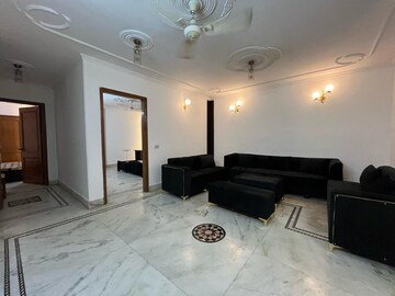 Living Room in 4 BHK Apartment at Chattarpur – for Rent