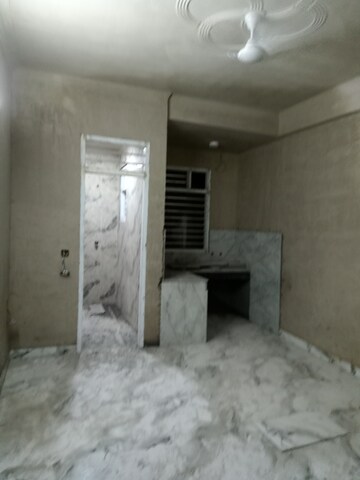 Bedroom in 1 RK Builder Floor at Paryavaran Complex – for Rent