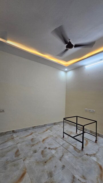 Room in 2 BHK Independent House at Chinhat – for Rent