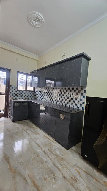 Kitchen in 2 BHK Independent House at Chinhat – for Rent