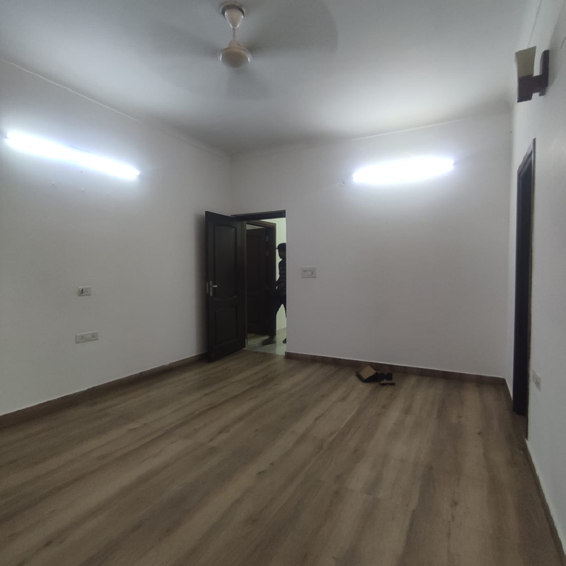 3 BHK 2700 Sq.Ft. Builder Floor in Eros Rosewood City