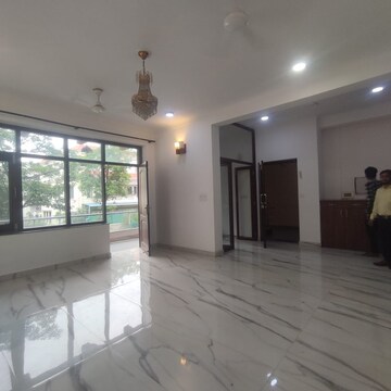 Living Room in 3 BHK Builder Floor at Eros Rosewood City, Rosewood City – for Rent