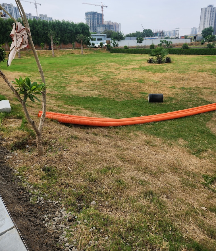 Garden, jms-the-pearl  127 Sq.Yd. Plot In Sector 95 Gurgaon 9182914