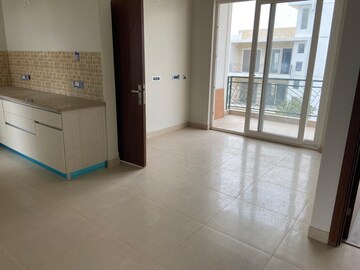 Room in 3 BHK Apartment at Central Park Lake Front Towers, Sohna Sector 33 – for Sale